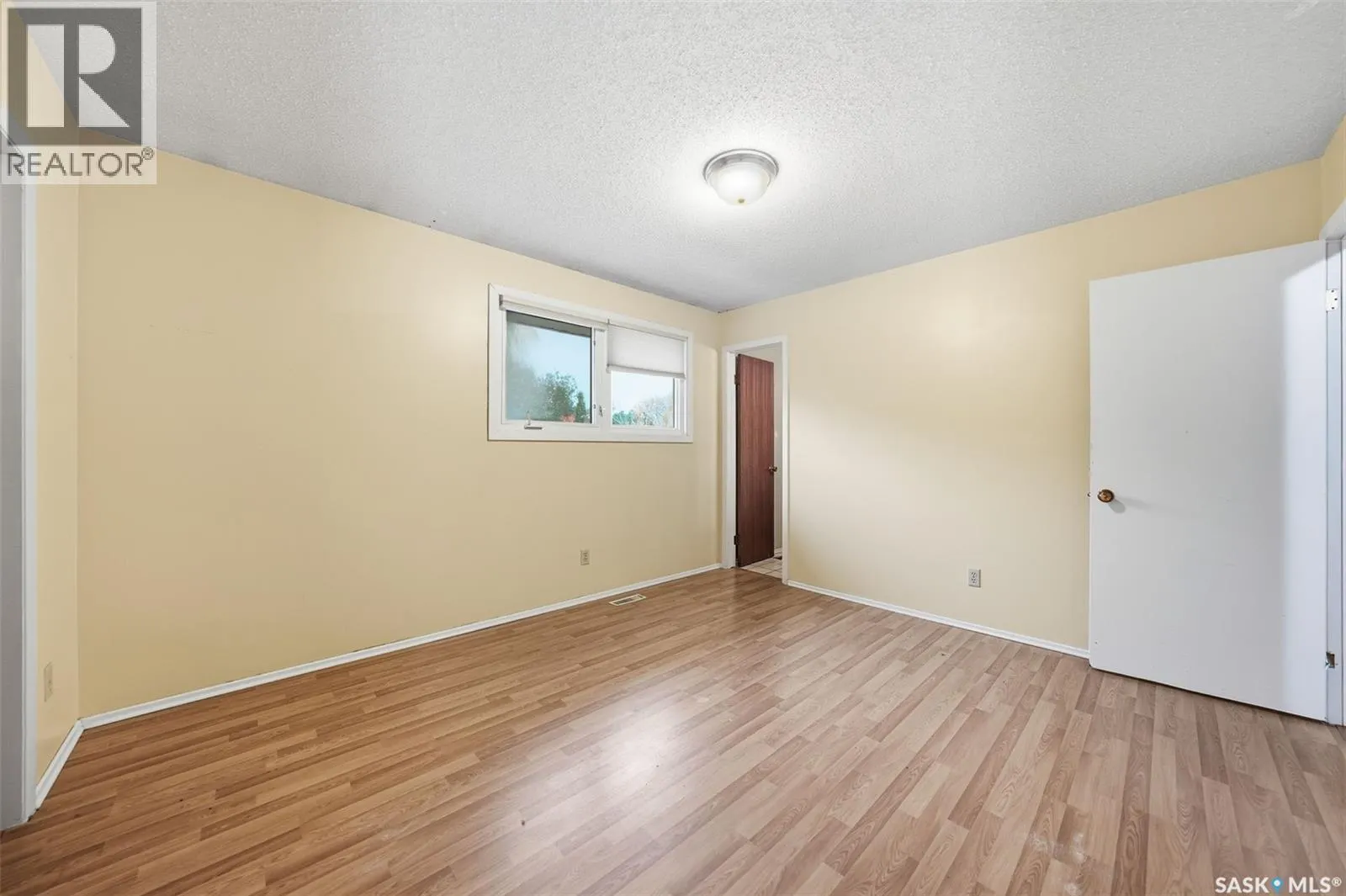 317 Anderson CRESCENT