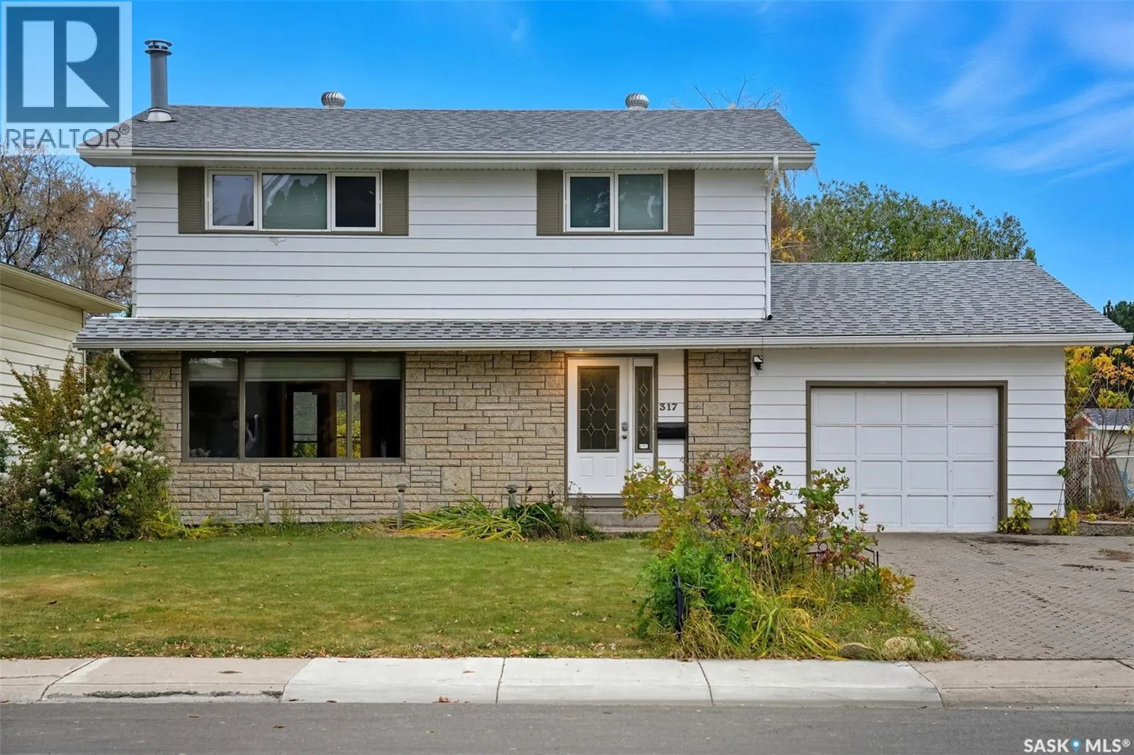 317 Anderson CRESCENT