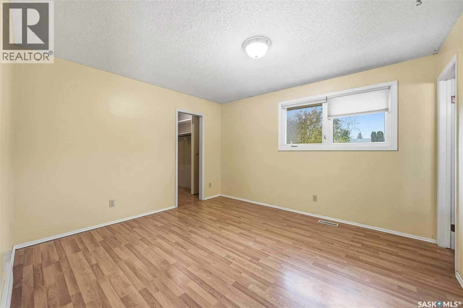 317 Anderson CRESCENT