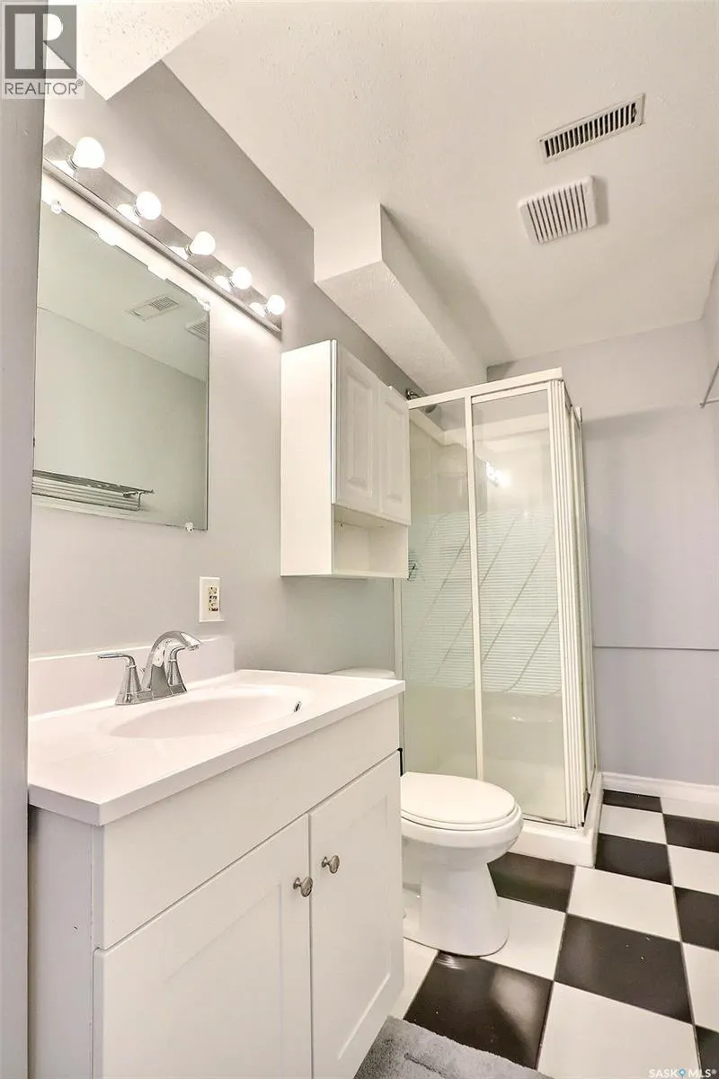 1661 Olive Diefenbaker DRIVE
