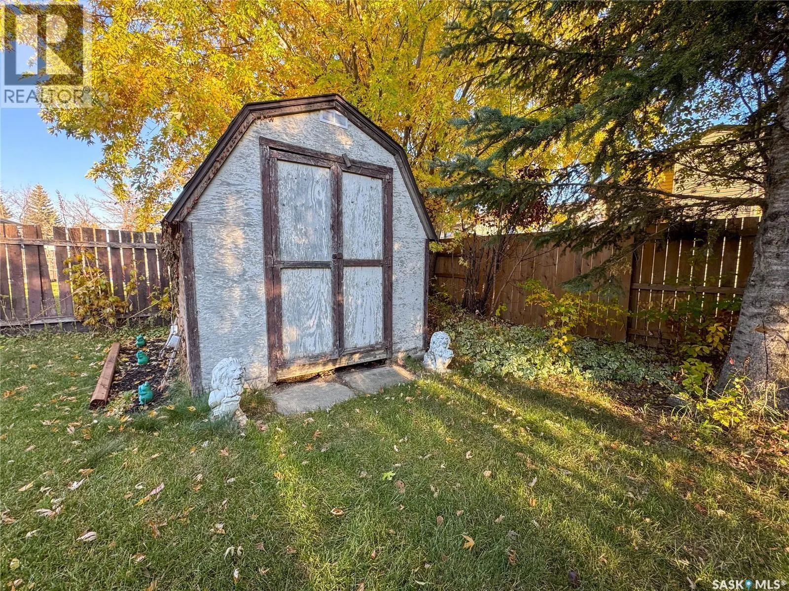 1661 Olive Diefenbaker DRIVE