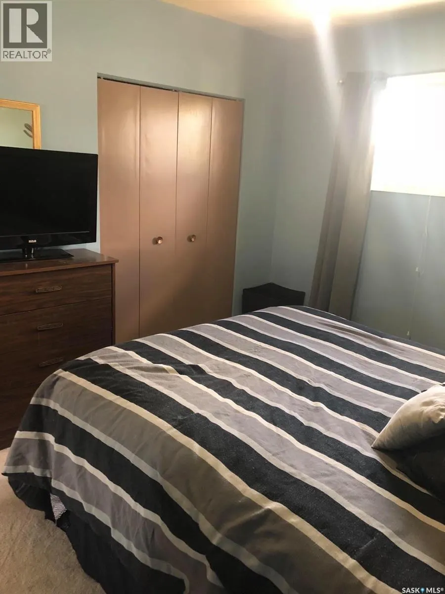 310 DOMINION ROAD