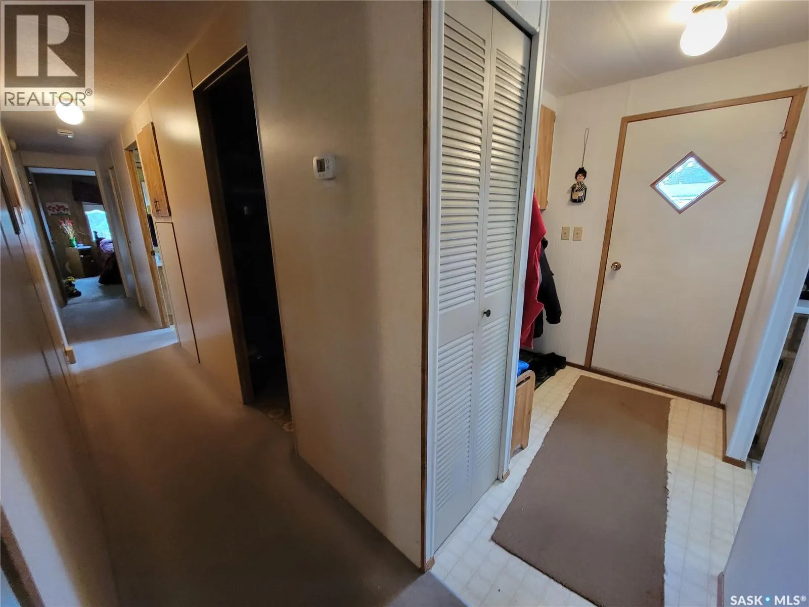 310 5th STREET W