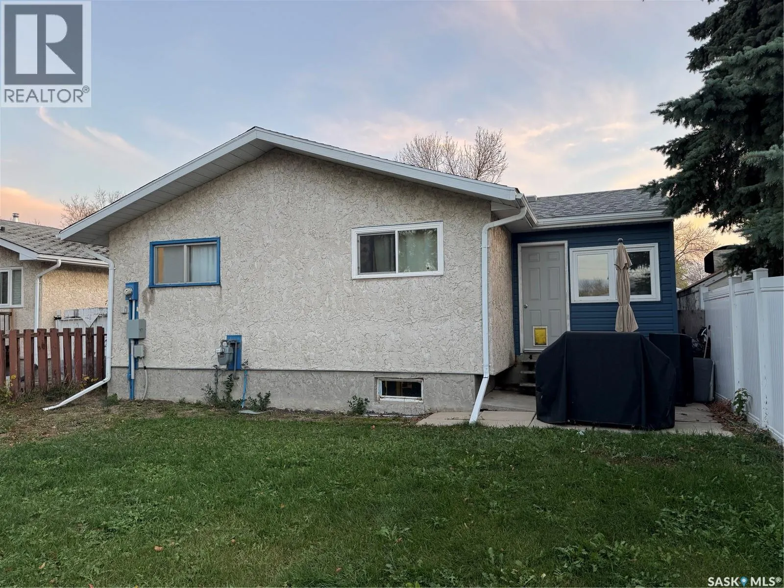 138 THOMSON AVENUE
