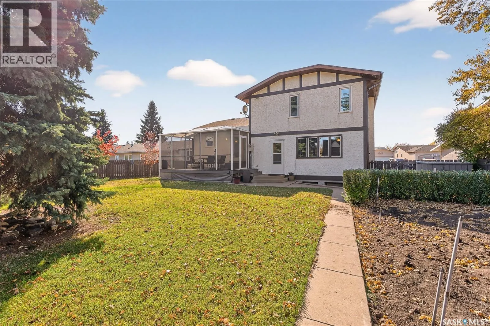 133 Wood Lily DRIVE
