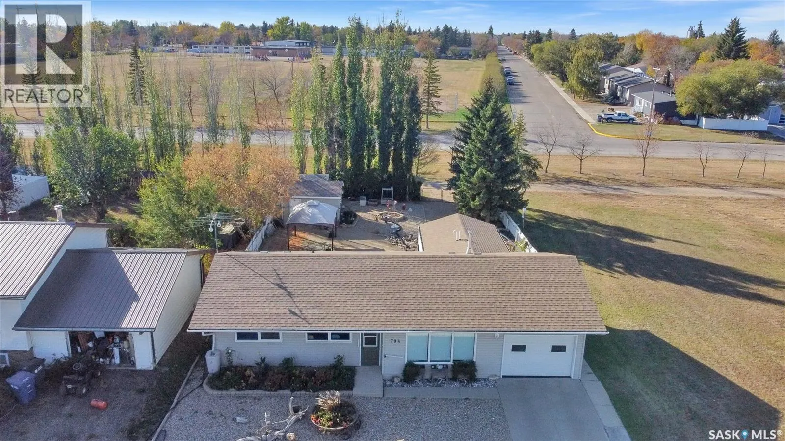 704 Leeville DRIVE