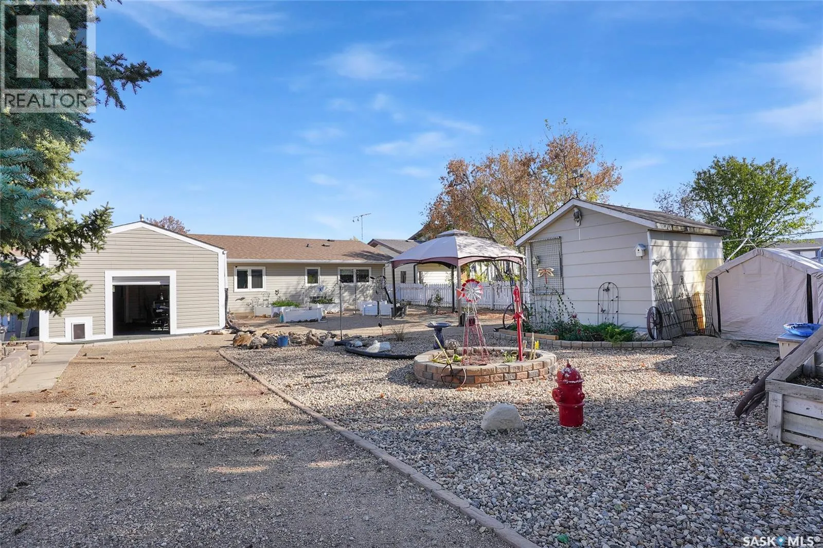 704 Leeville DRIVE