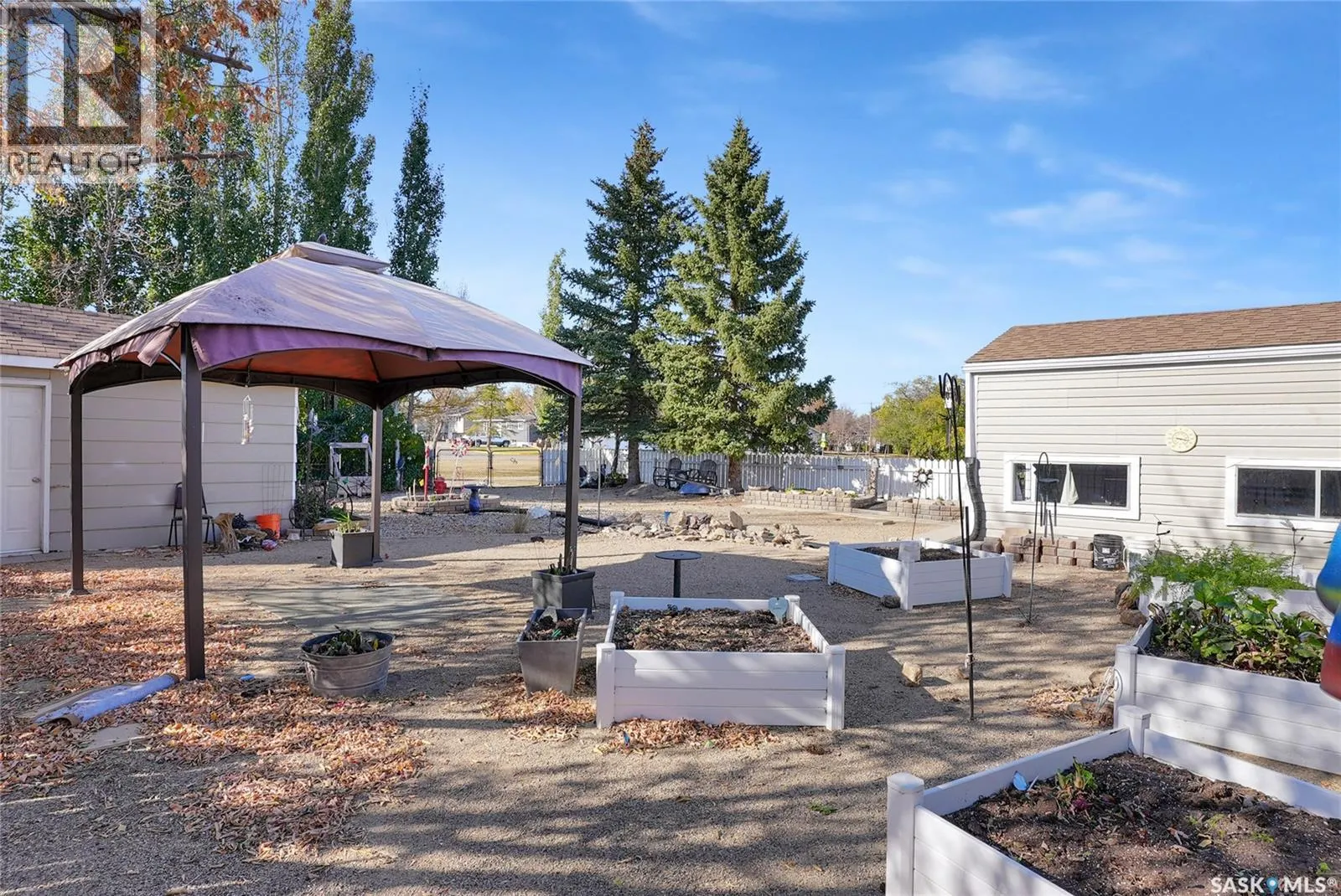 704 Leeville DRIVE