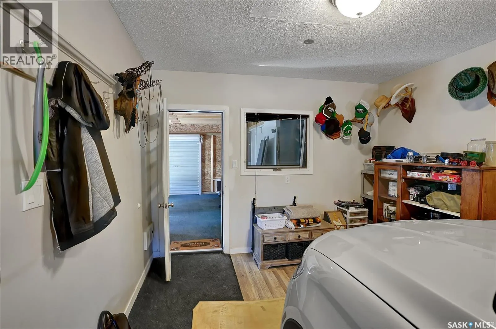 704 Leeville DRIVE