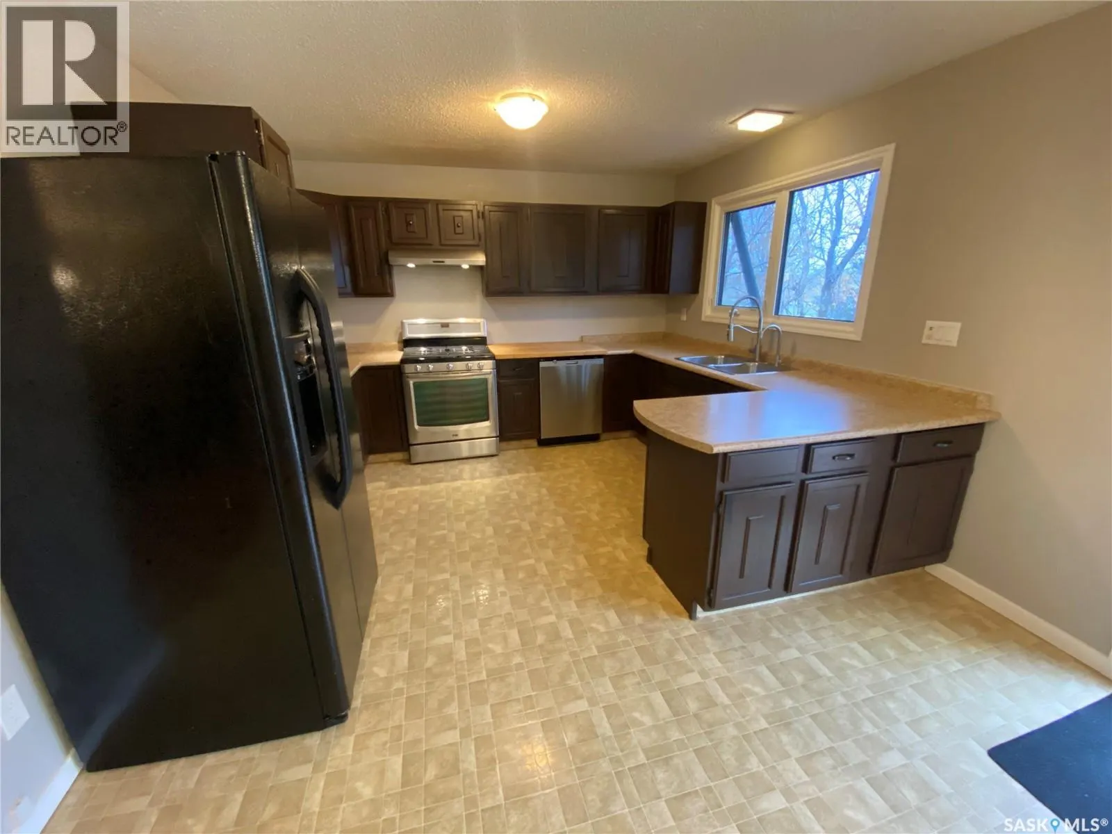 46 Clarewood CRESCENT