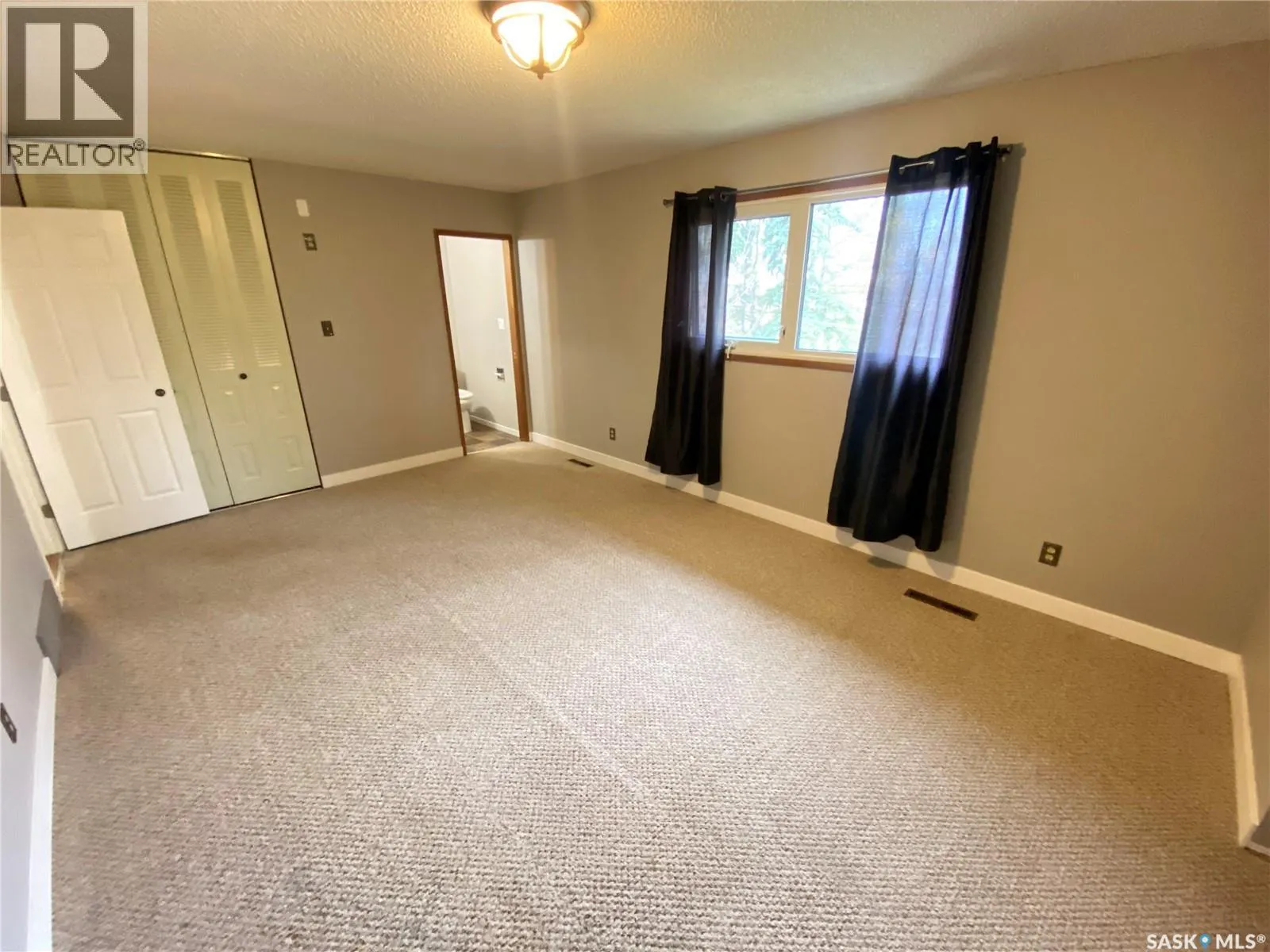 46 Clarewood CRESCENT