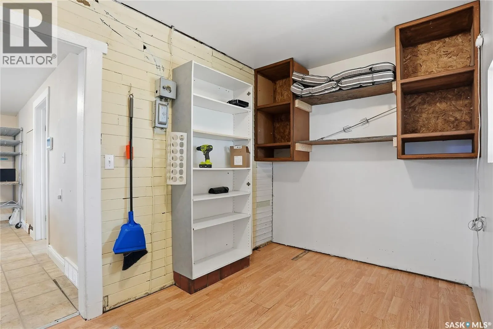 2023 20th STREET W