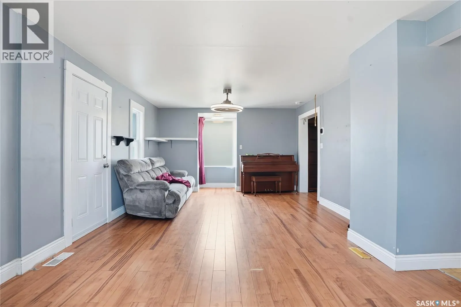 2023 20th STREET W