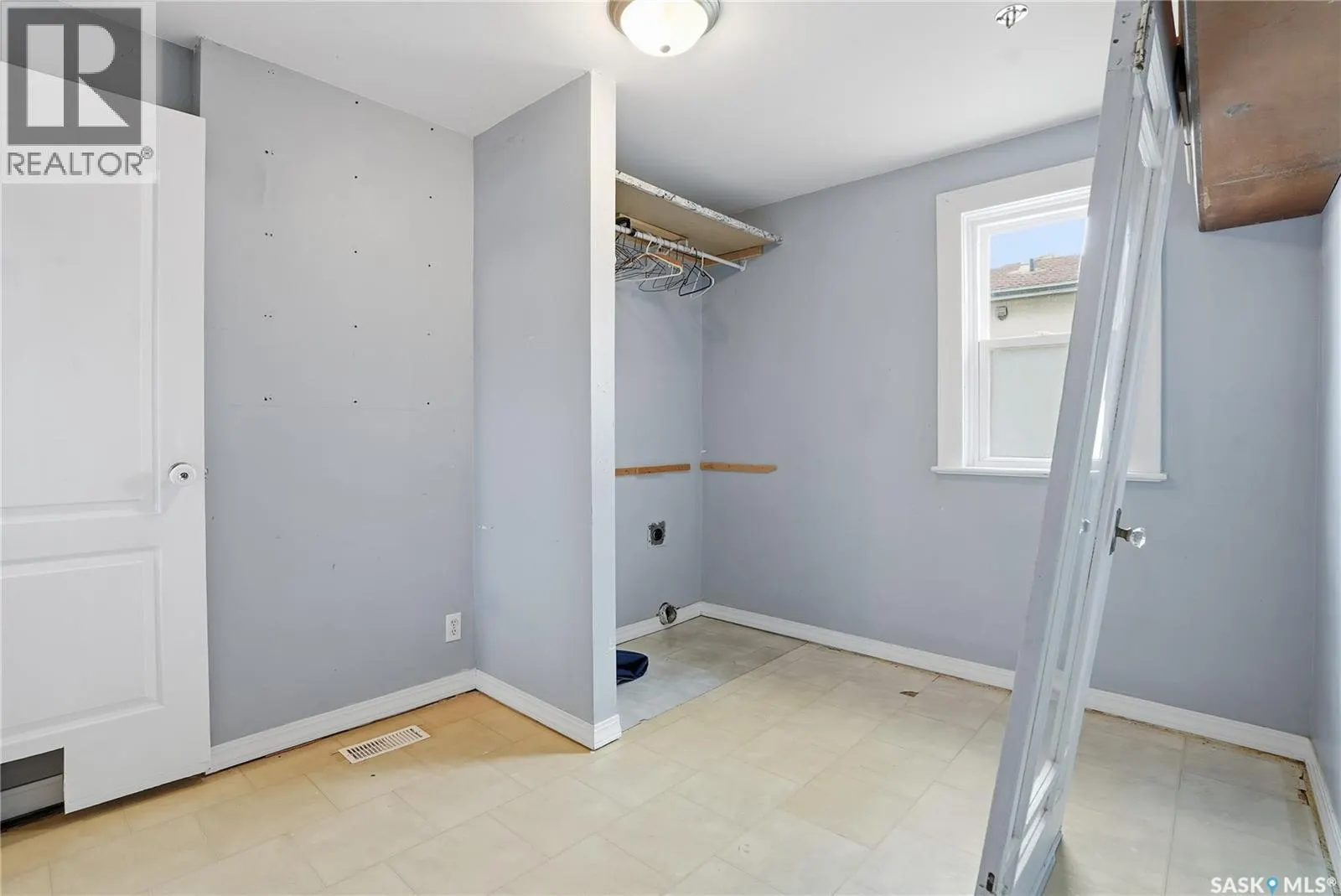 2023 20th STREET W