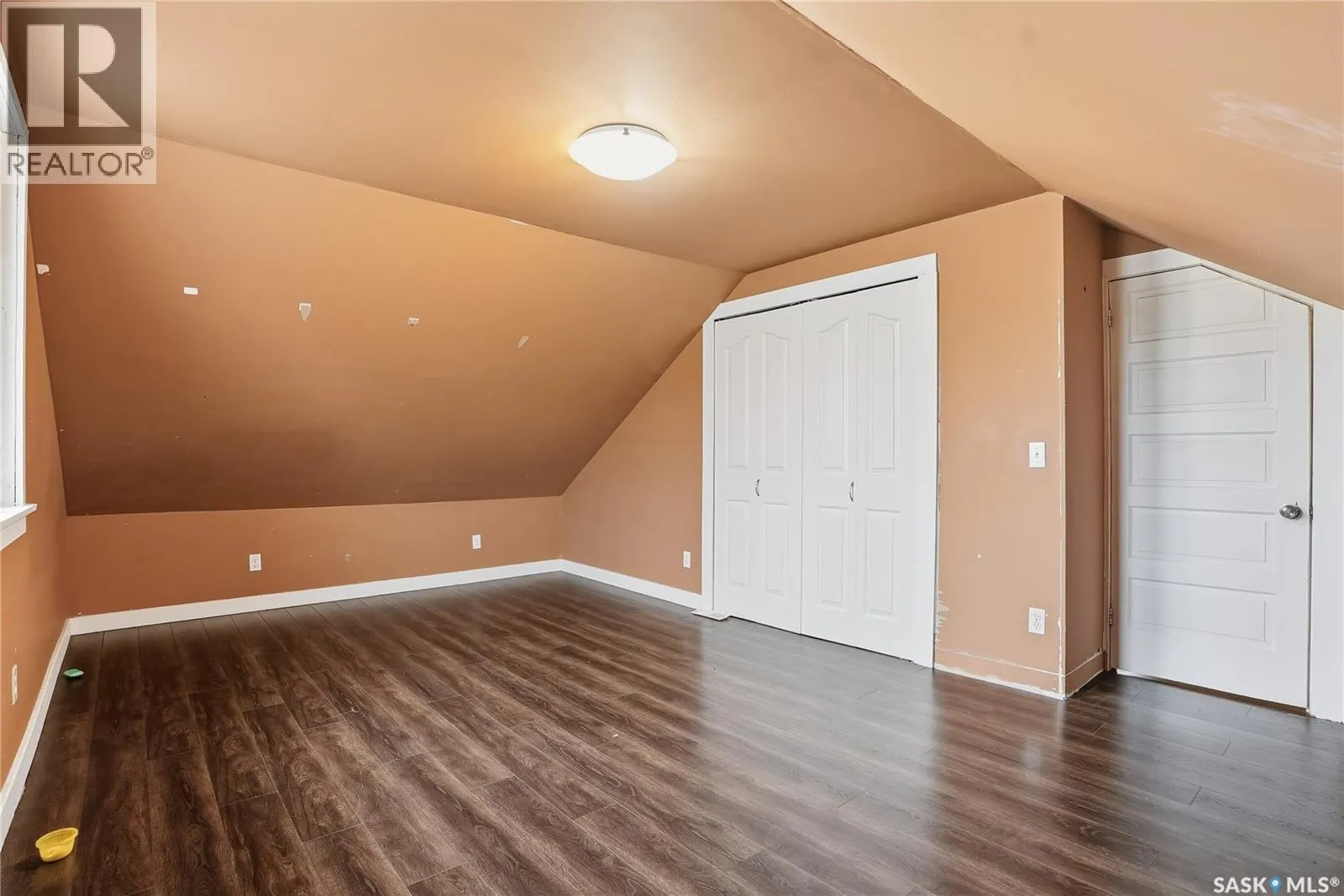 2023 20th STREET W