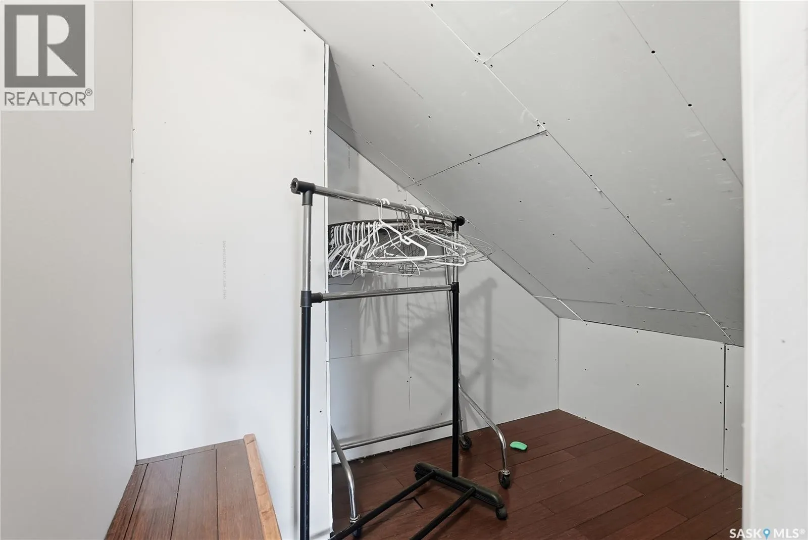 2023 20th STREET W