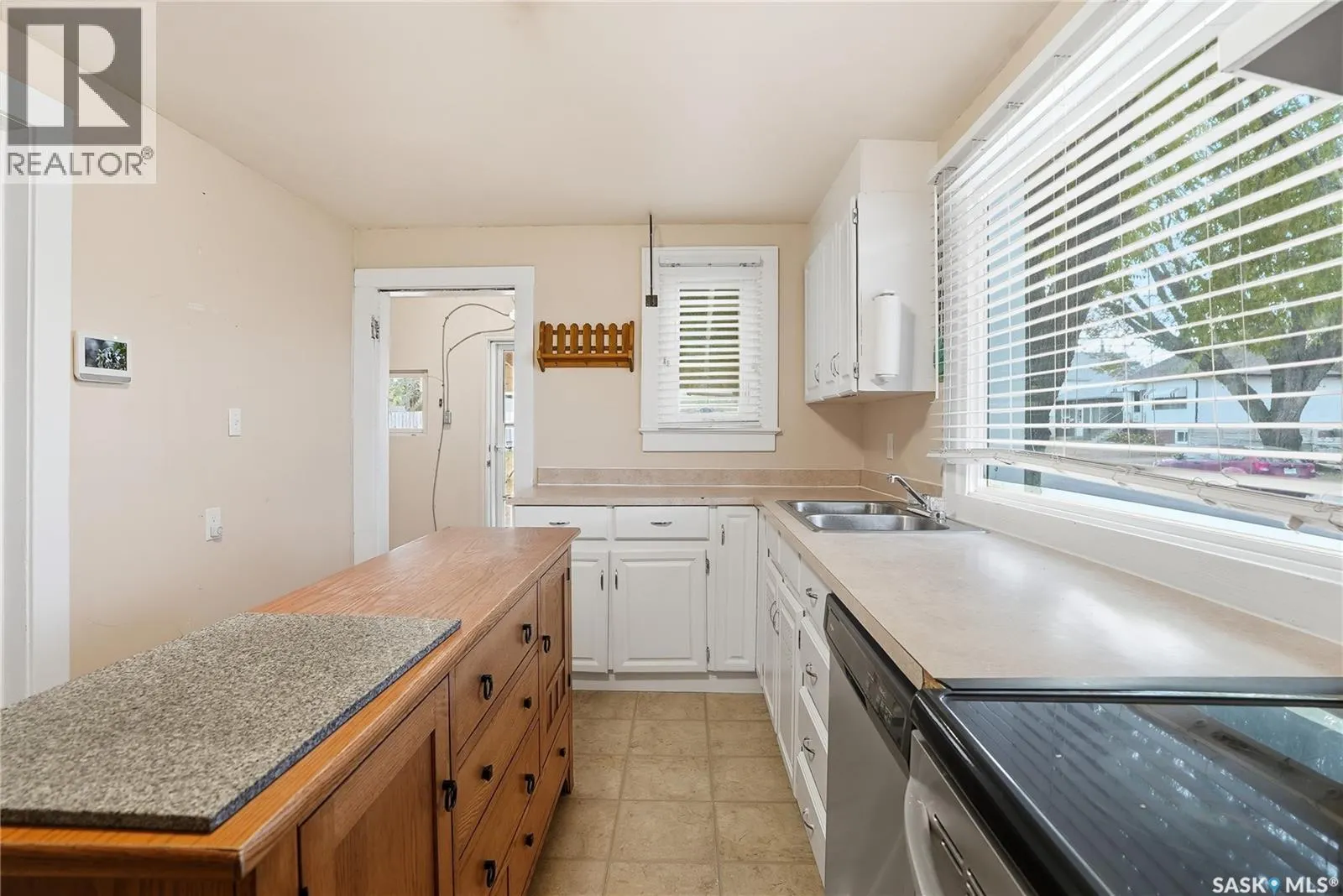 2023 20th STREET W