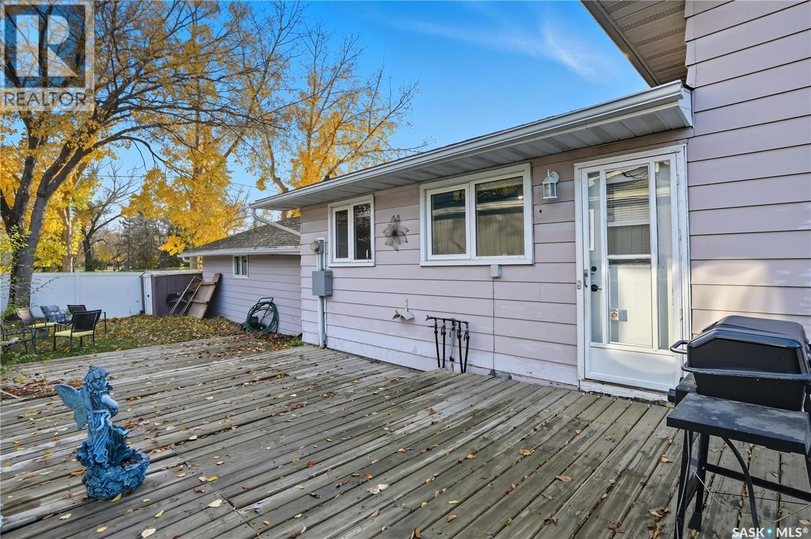 7 University Park DRIVE