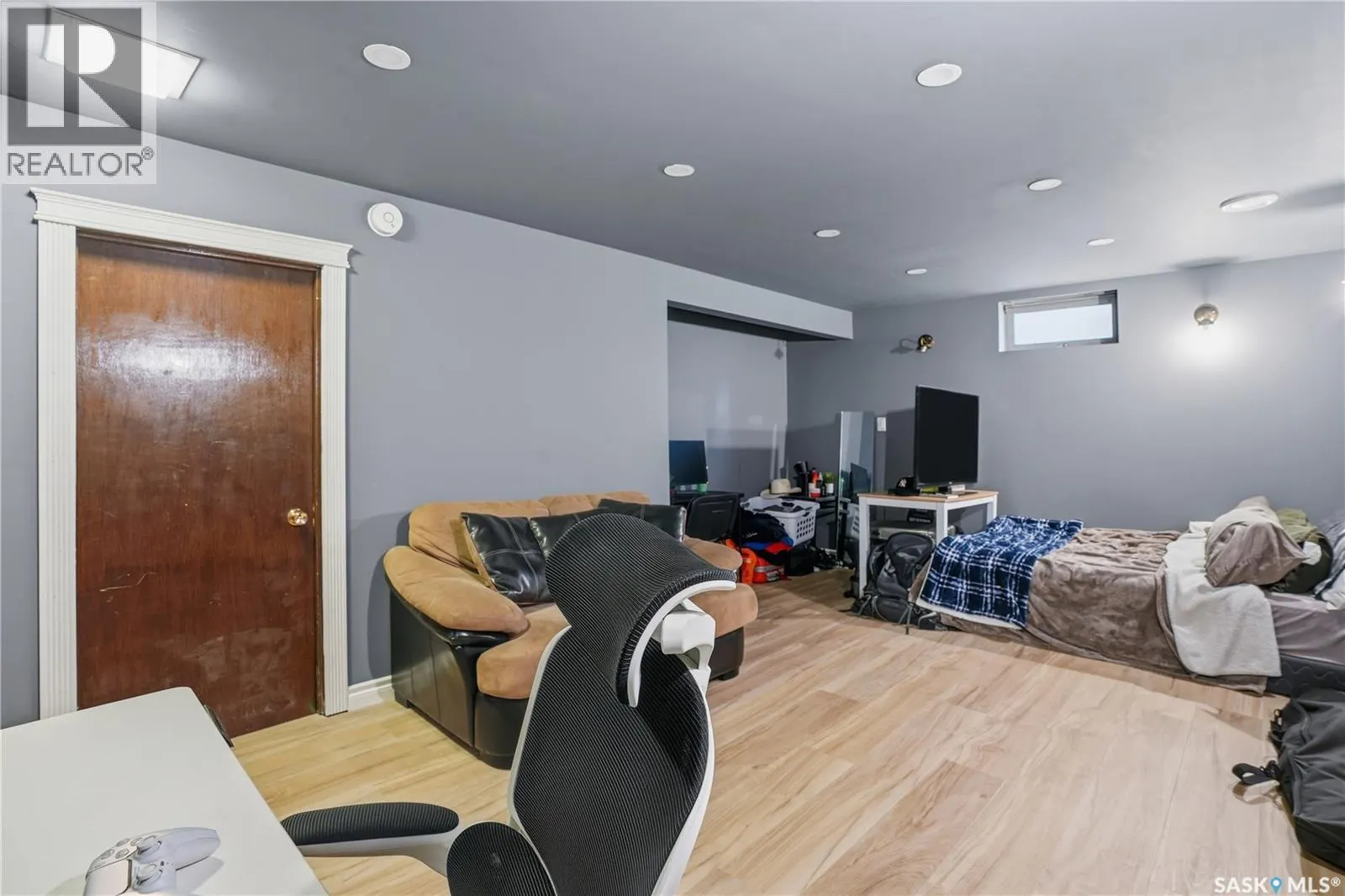 7 University Park DRIVE