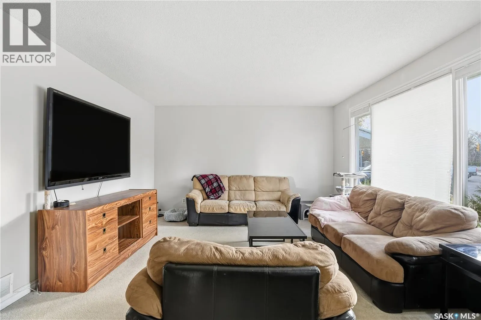 7 University Park DRIVE