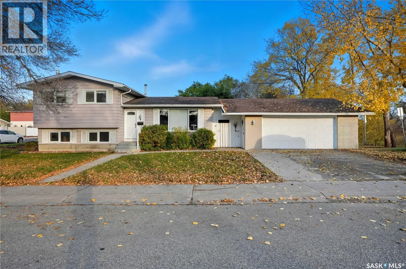 7 University Park DRIVE