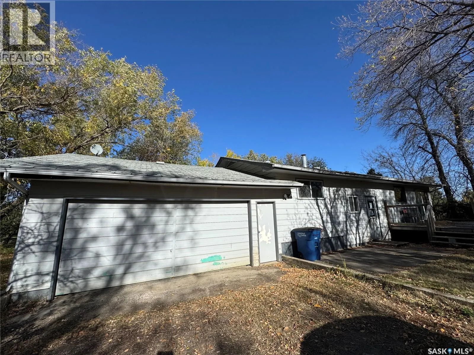 201 Hillview AVENUE