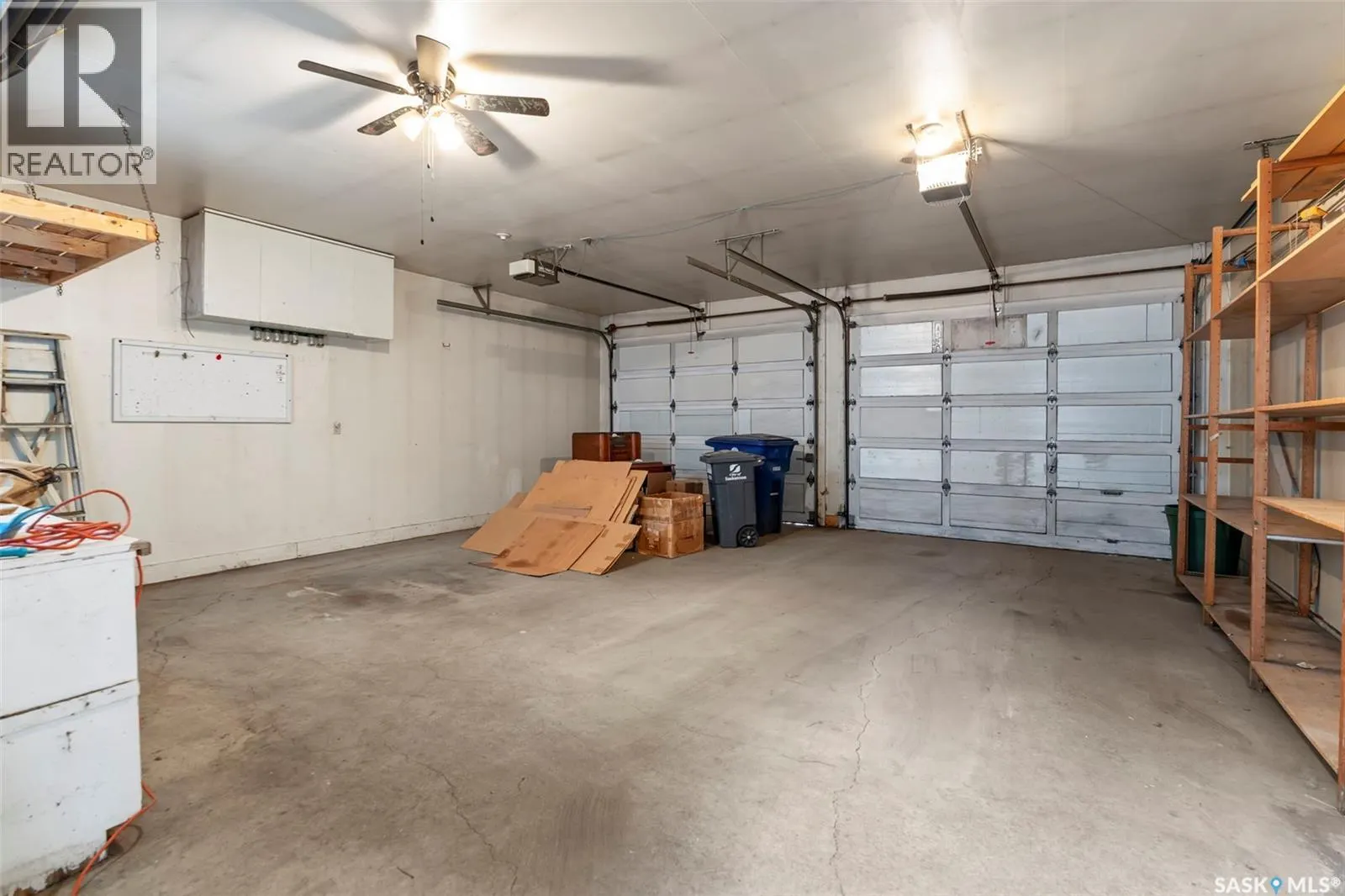 131 6th STREET E