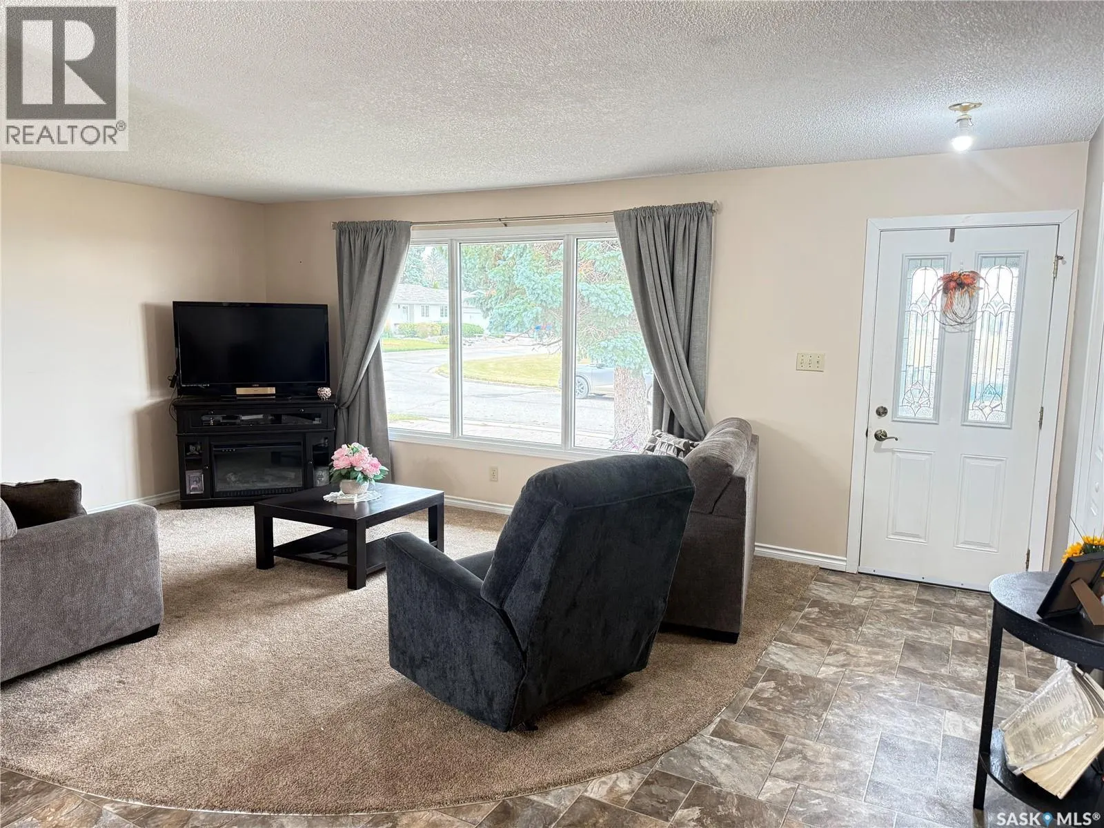 18 Tufts CRESCENT