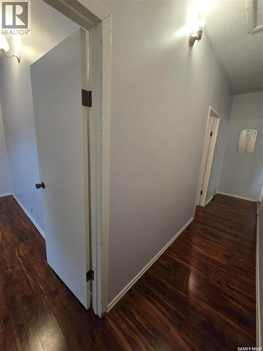 707 Poplar STREET