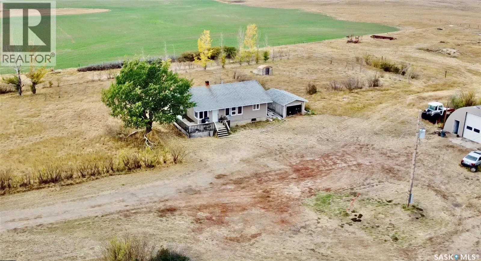 Gull Lake Acreage - Sutherland