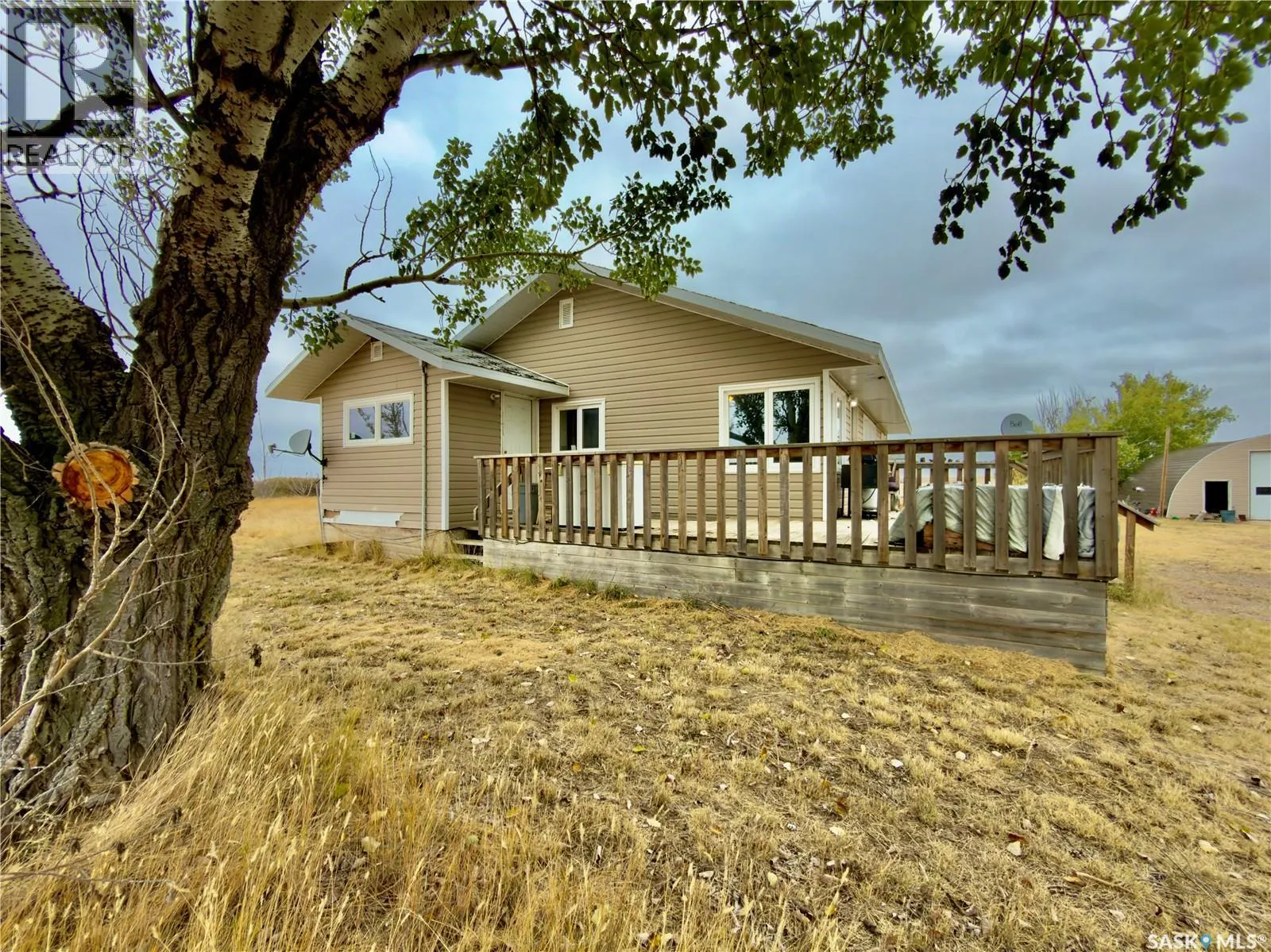 Gull Lake Acreage - Sutherland