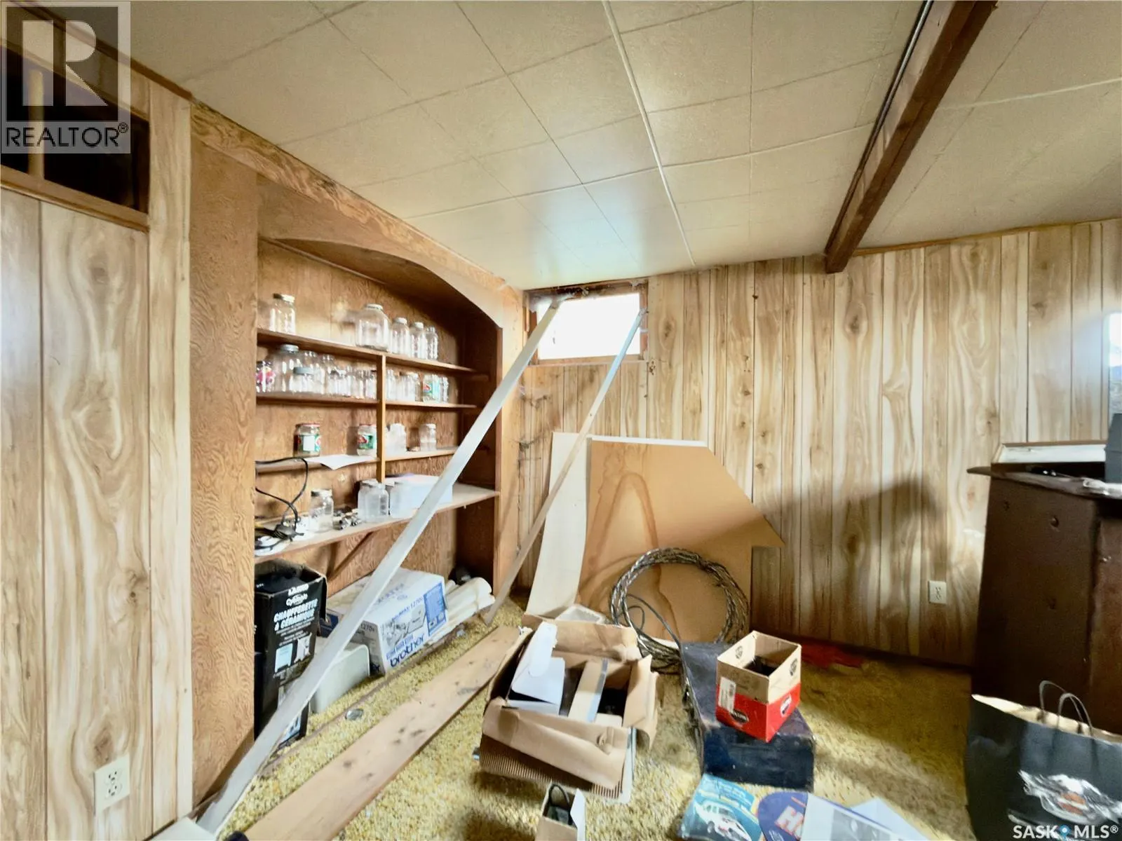 Gull Lake Acreage - Sutherland