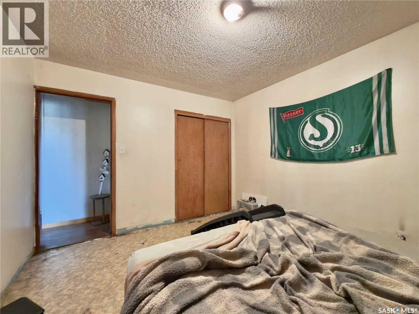 Gull Lake Acreage - Sutherland