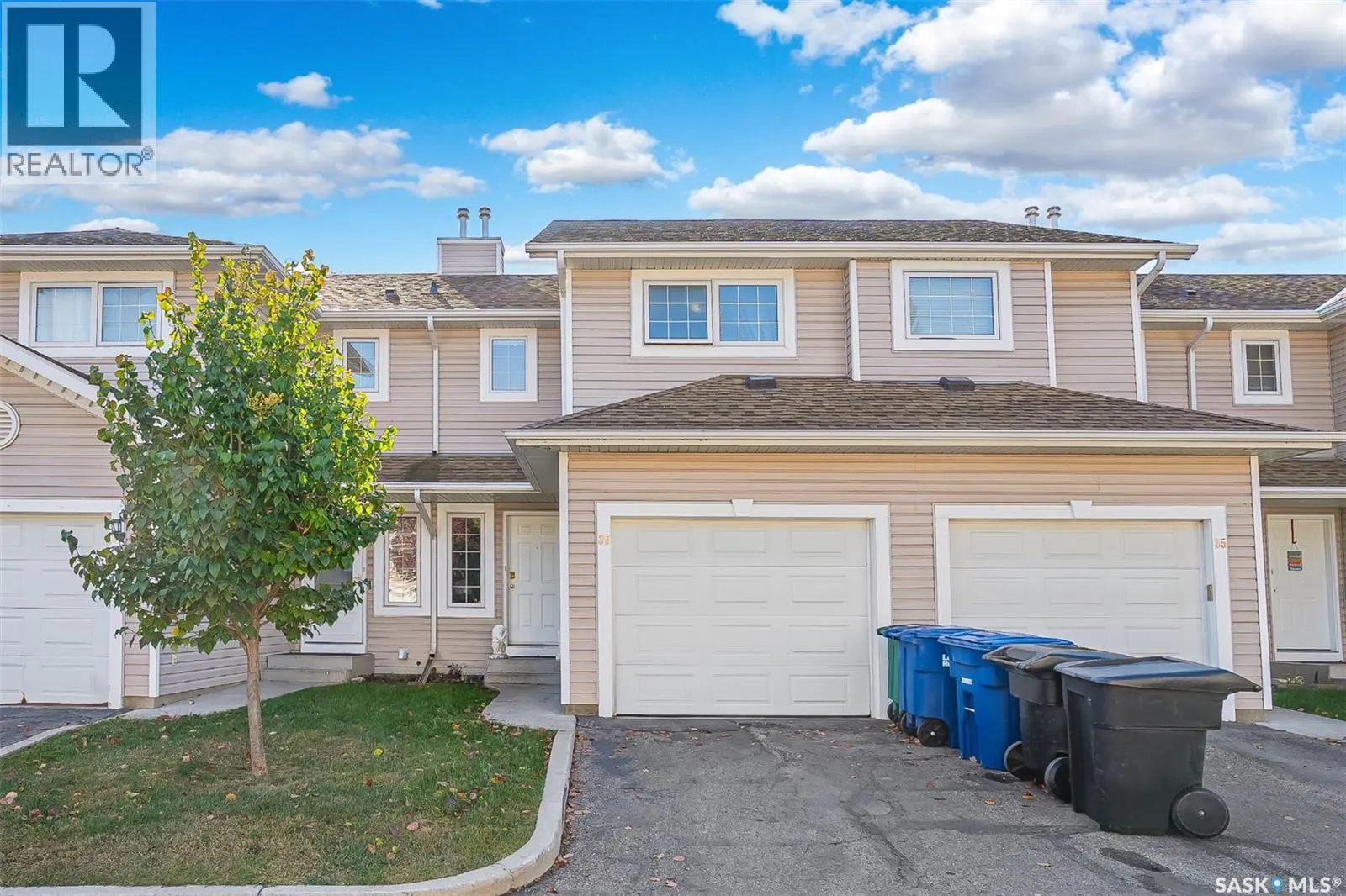 36 215 Pinehouse DRIVE