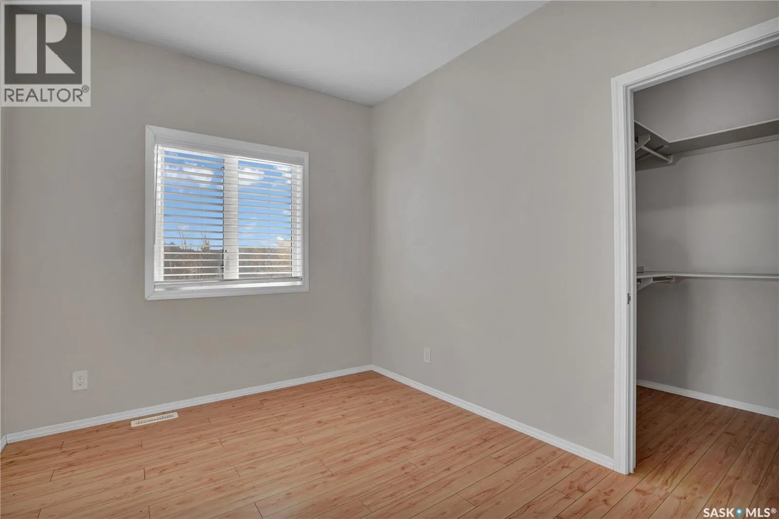 116 Guenther CRESCENT