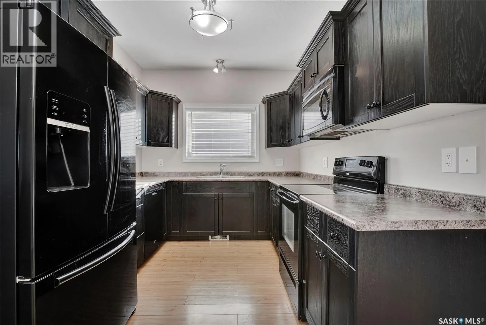 116 Guenther CRESCENT