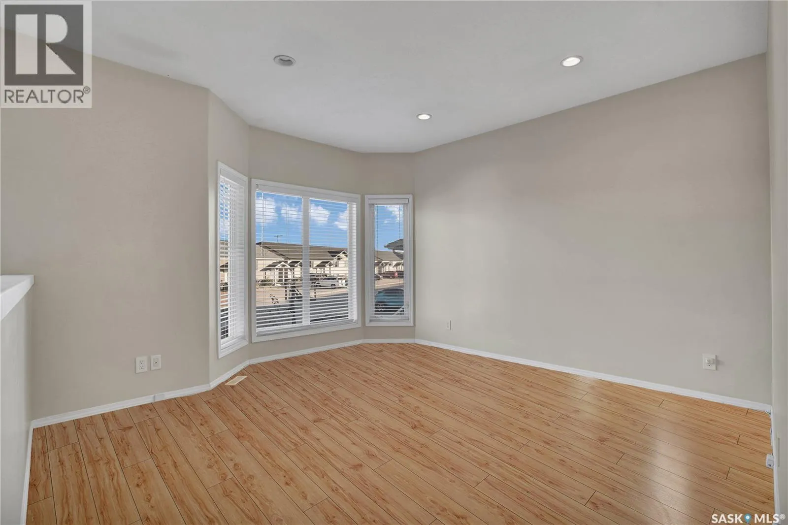 116 Guenther CRESCENT