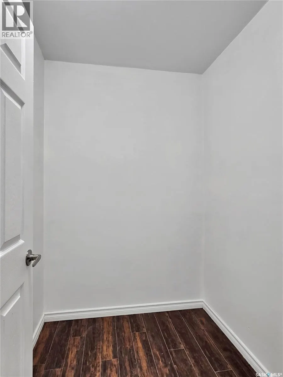116 Guenther CRESCENT