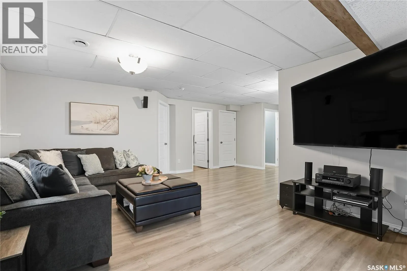 108 Reddekopp CRESCENT