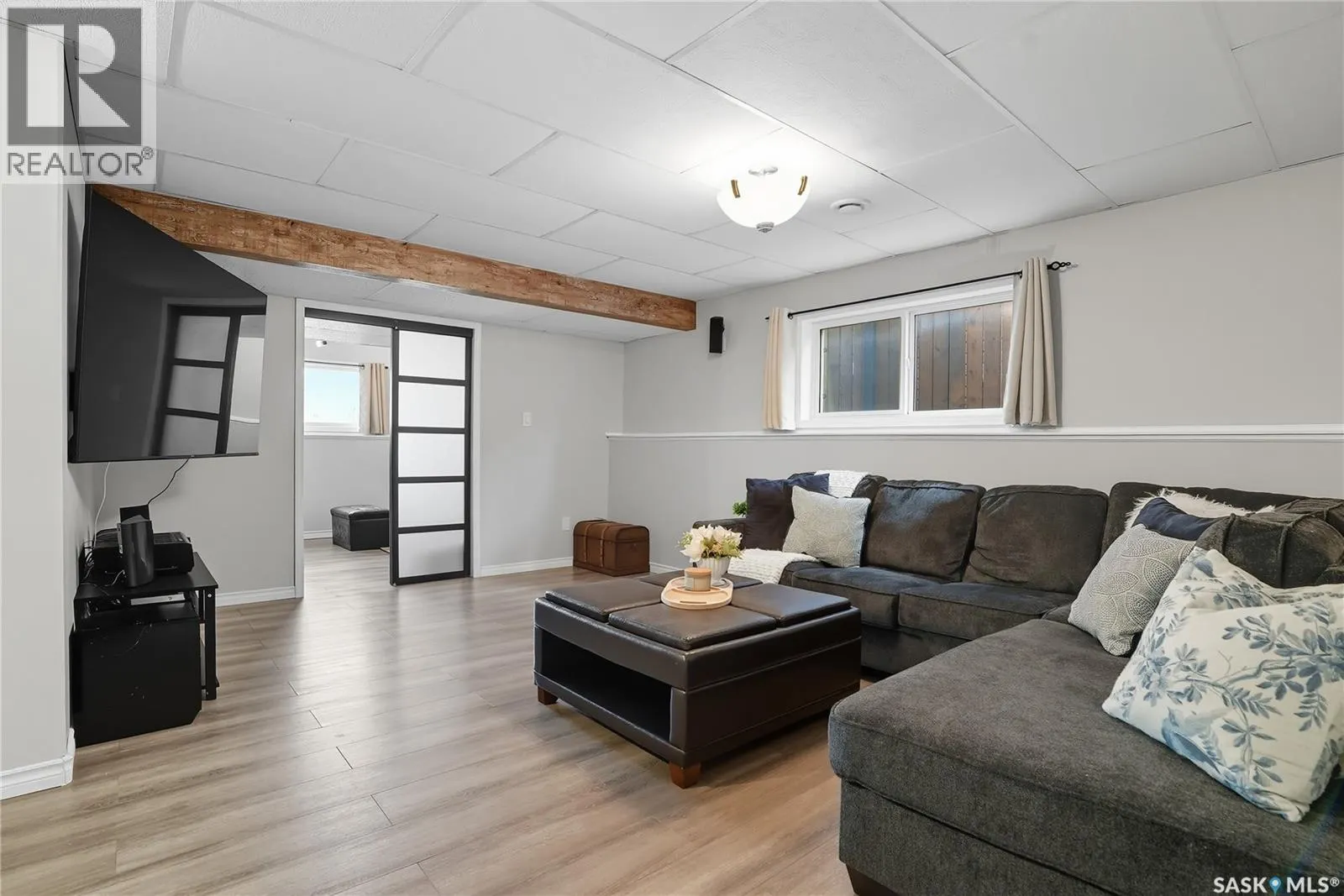 108 Reddekopp CRESCENT
