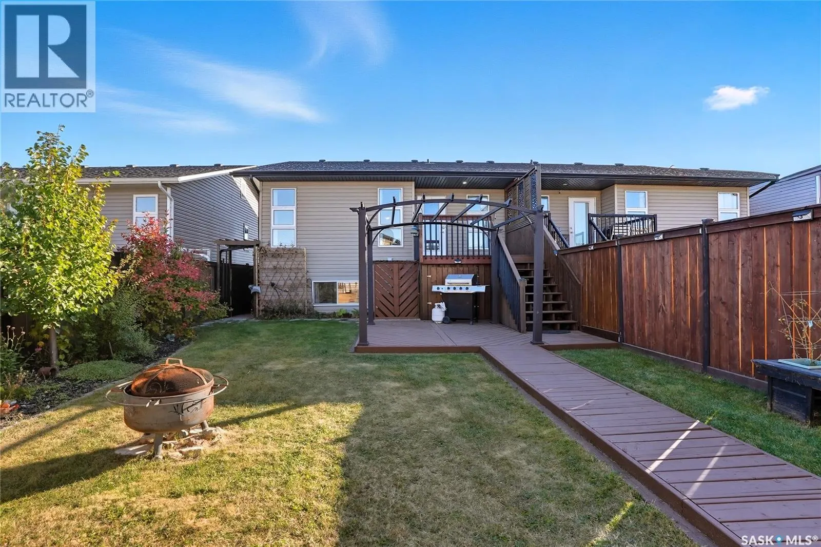 108 Reddekopp CRESCENT