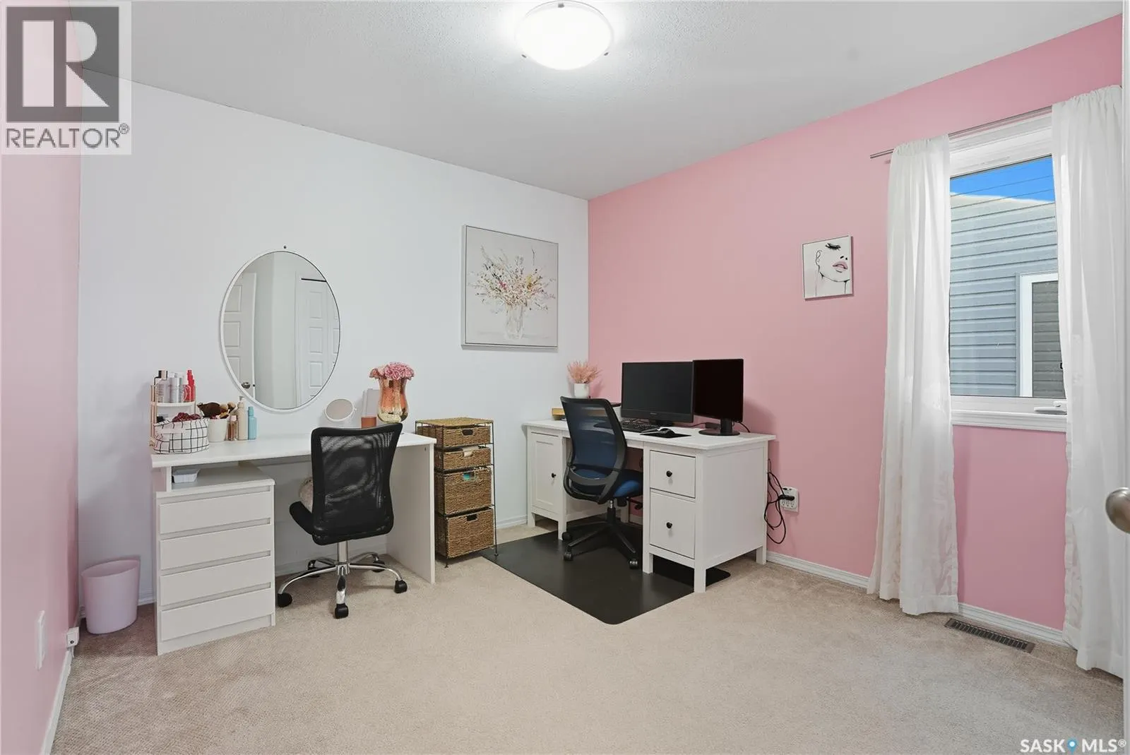 108 Reddekopp CRESCENT