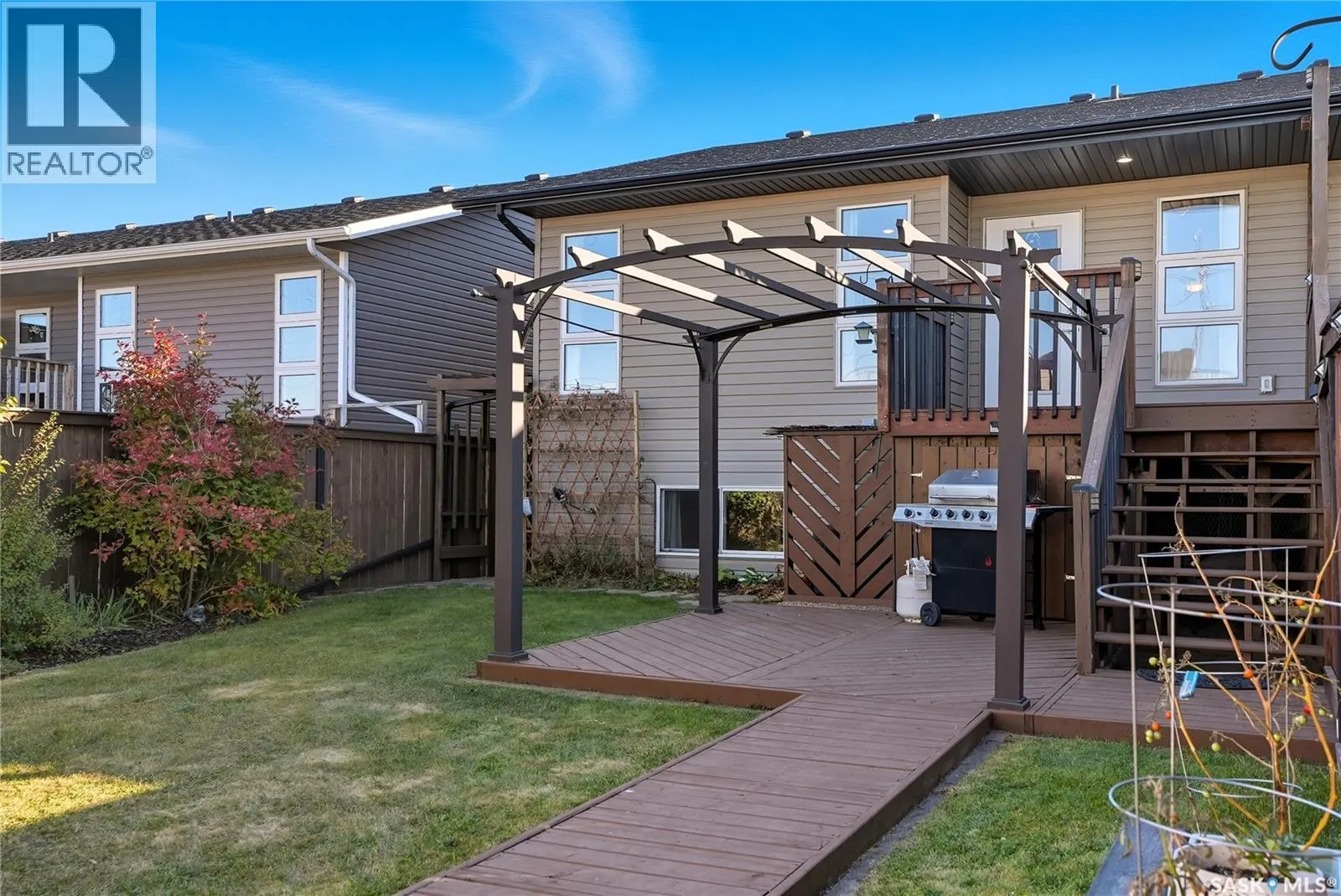 108 Reddekopp CRESCENT