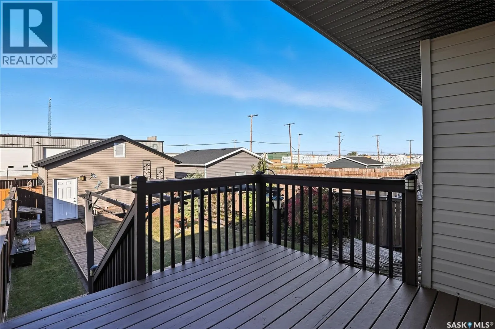 108 Reddekopp CRESCENT