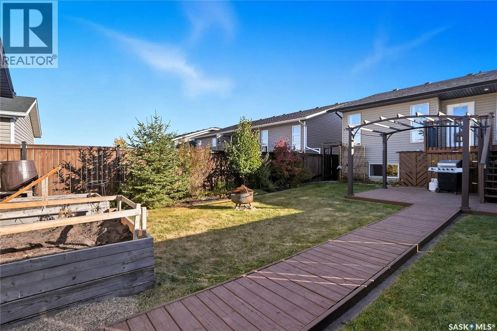 108 Reddekopp CRESCENT