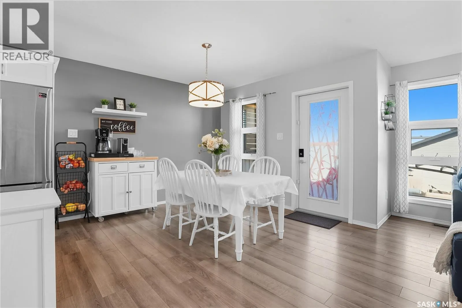 108 Reddekopp CRESCENT