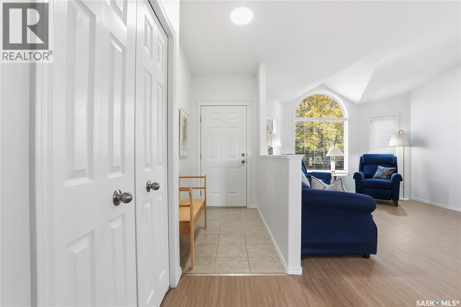 9 927 Heritage VIEW