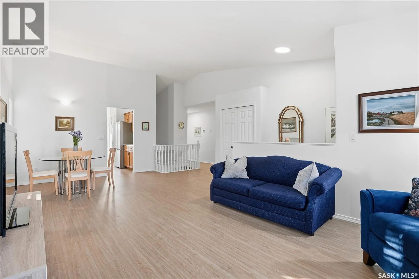 9 927 Heritage VIEW