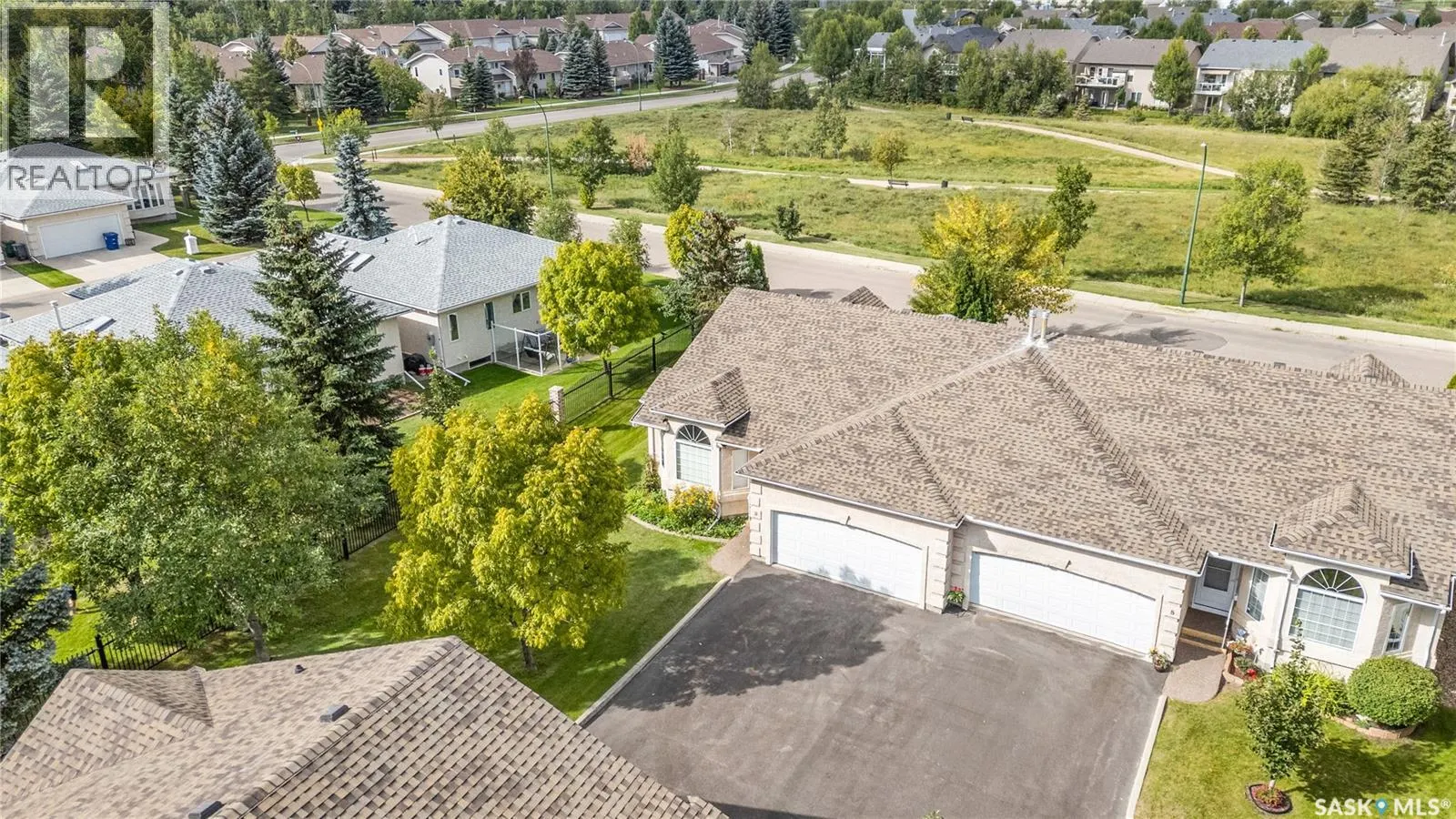 9 927 Heritage VIEW