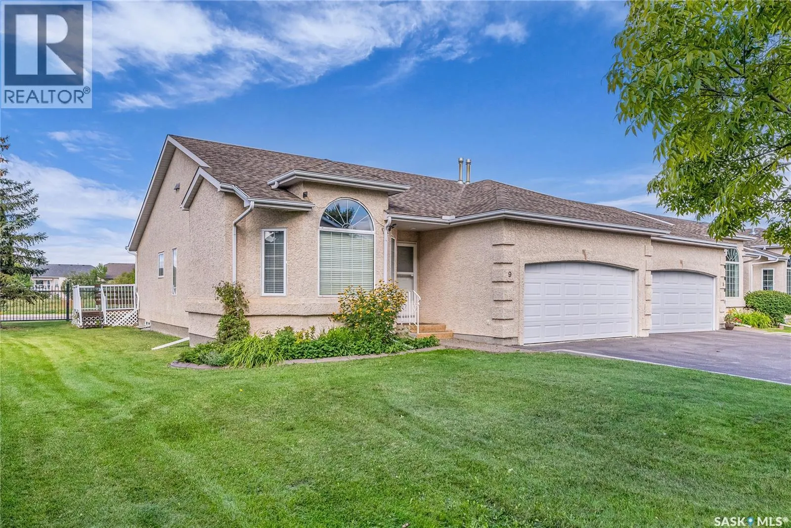 9 927 Heritage VIEW